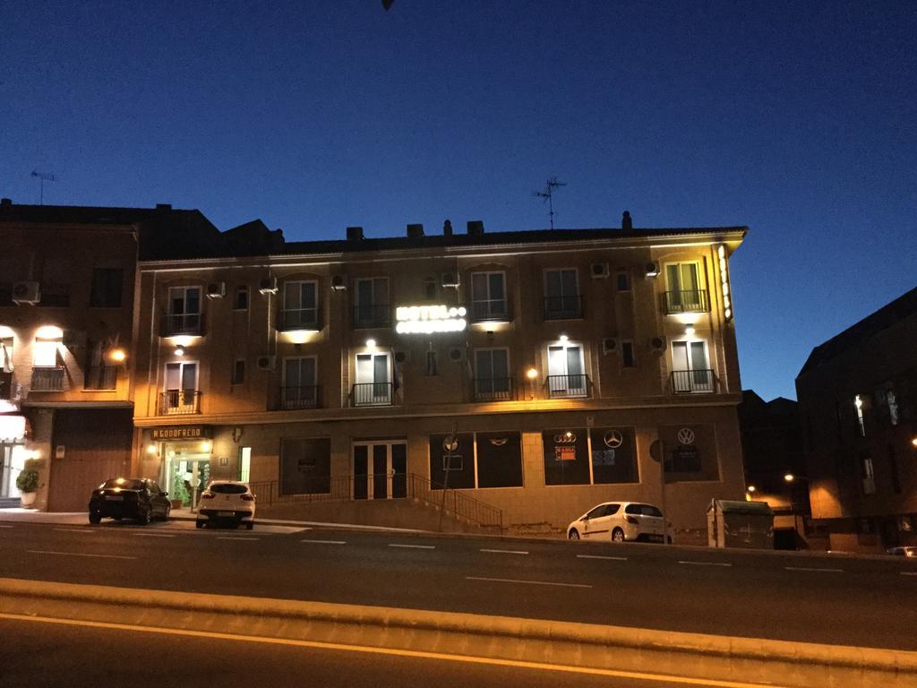 Hotel Godofredo Toledo Zewnętrze zdjęcie